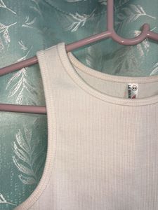 Ribbed Tank Top - white