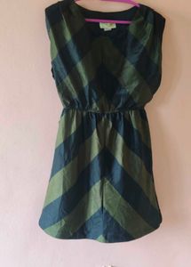 Chic Green &amp; Navy Striped Dress