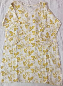 Women's Yellow Floral V-Neck Kurta