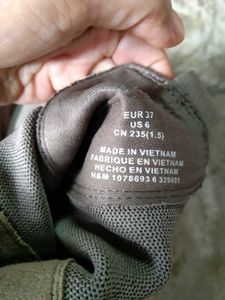 H&amp;M Stylish Brown Suede Chelsea Boots
