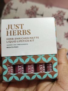 Just herbs matte liquid lipstick kit