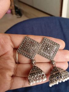 Earring