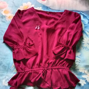 Chic V-Neck Peplum Top🤩