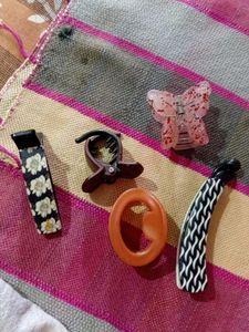 Assorted Hair Clips Set