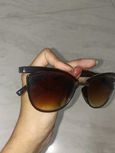 Chic Cat-Eye Sunglasses