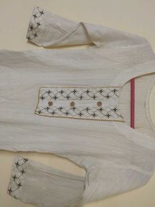 White Embroidered Kurta