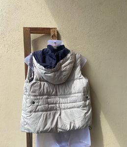 Padded Sleeveless Jacket