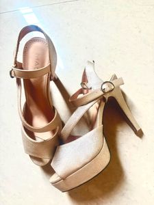Chic Nude Wedge Sandals