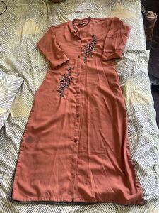 Elegant Coral Embroidered Kurta
