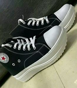Converse  Shoes 👟