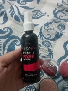 Huda Beauty Face Fixing &amp; Setting Set