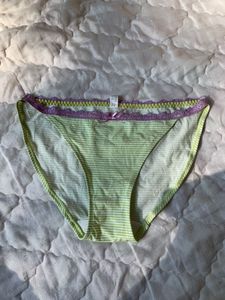 Cute Lace Detailed Panty