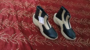 Stylish Black & Beige Sneakers
