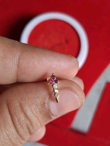 Stunning Red &amp; White Stone Nose Ring gold