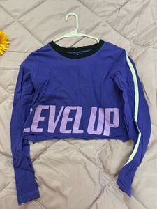 Purple crop top🎀🎀