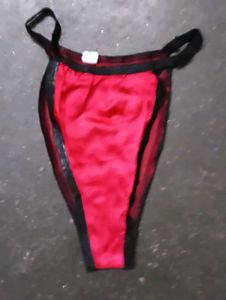 Red G String Panty do