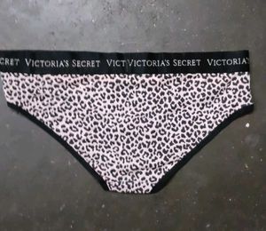 Victoria's Secret Leopard Print Bra &amp; Panty Set