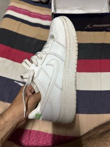 Triple White Sneaker