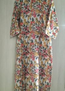 Floral Cotton kurti By Chaudhari Lifestyle (XXL)