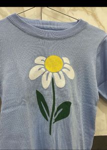 Cute Daisy Knit Top