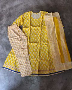Jaipuri Elegant Yellow Printed Kurta Set (Size XL)
