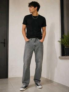 Men's Grey Wash Relaxed Fit Jeans
