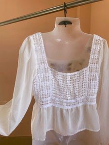 Embroidered floral Top