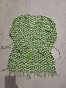 Chic Green &amp; White Printed kurta
