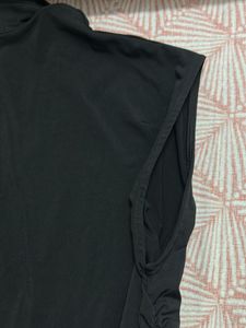 Chic Black Ruched Sleeveless Top