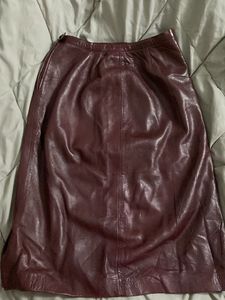 Chic Burgundy Leather Skirt
