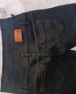 Black straight leg jeans 👖