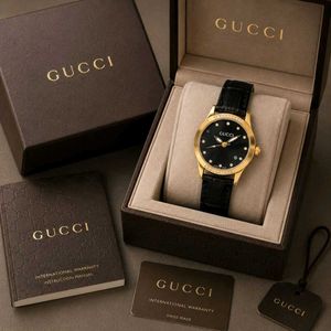 Gucci strap watch