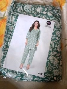 Green Floral Print Kurta Set
