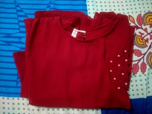 M Size Branded Top