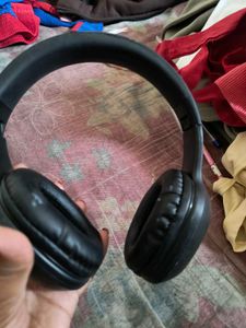 Headphone With Tag
