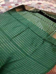 Elegant Emerald Green Banarasi Saree