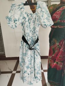 Four Dressed At Just 200rs