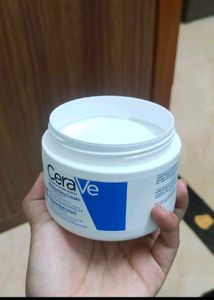 CeraVe Moisturizing Cream