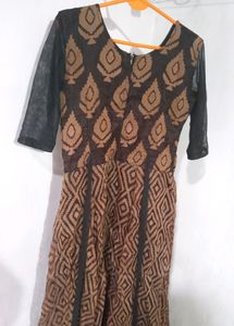 Self Stitched Women Ethnic Gown 🤎 🖤