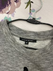 CHEMISTRY XS CROP TOP ( looser Fit)