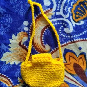 Handmade crocheted Yellow airpods holder