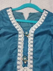 Teal Kurta Set with Lace Trim