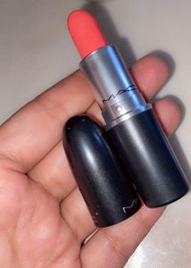 MAC Lipstick - vegas volt