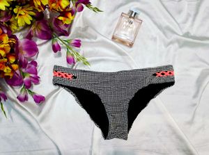 🇳🇿💫🎀Stylish Black & White Bikini Bottom