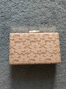 Cara Floral Clutch