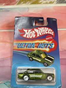 HOT WHEELS ULTRA 71 DATSUN 510 IMPORTED