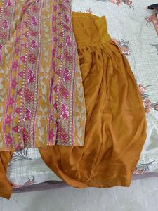 Stylish Printed Kurta Set with salwar