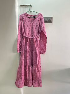 Chic Pink Broderie Anglaise Midi Dress