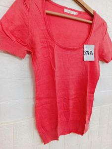 Coral T-Shirt with Puff Sleeves