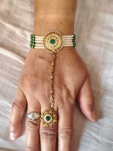 Stunning Hand Harness &amp; Ring Set